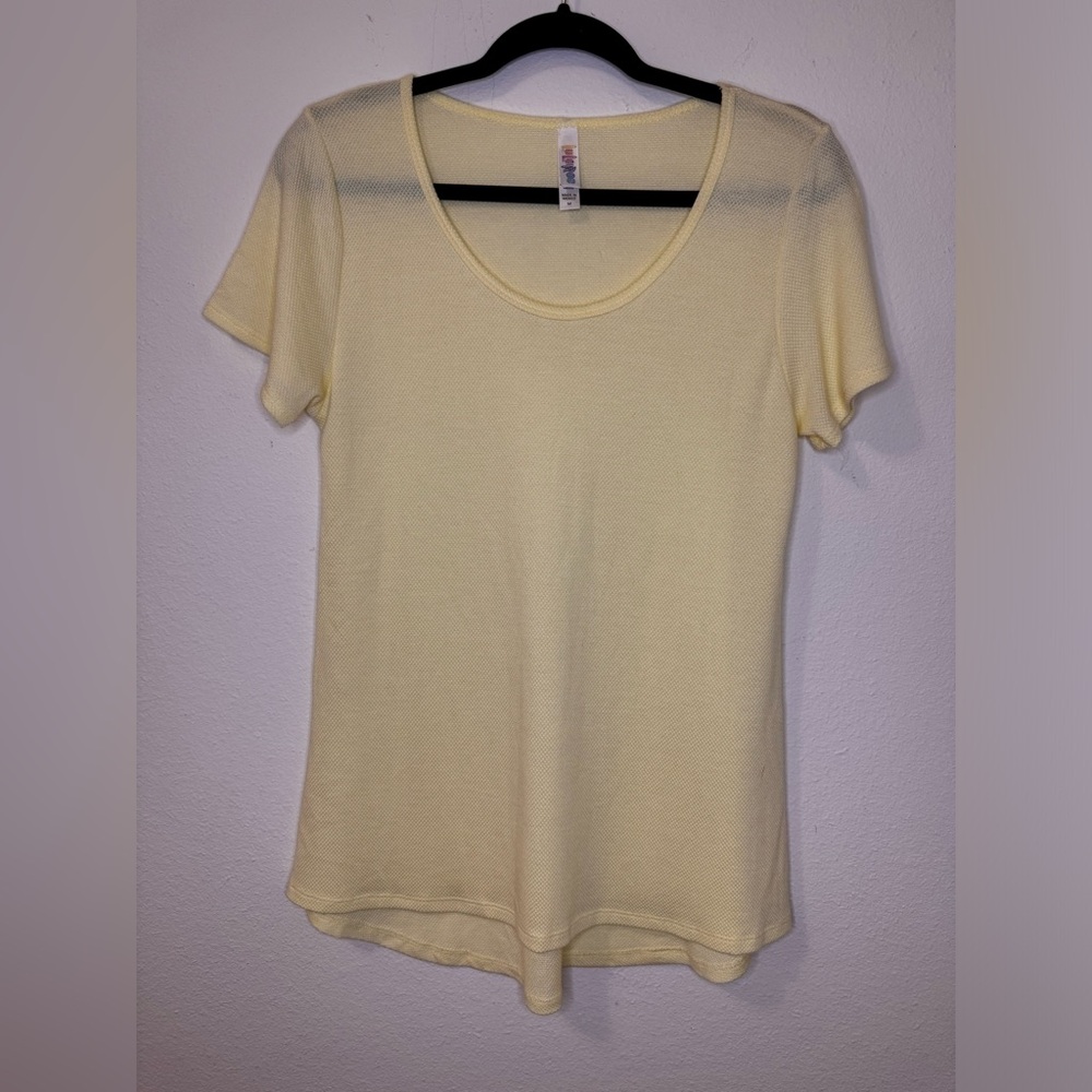 NEW LuLaRoe Classic T Medium Yellow